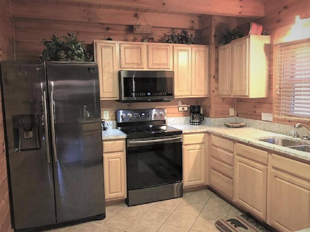 Knotty By Nature Gatlinburg Exterior photo